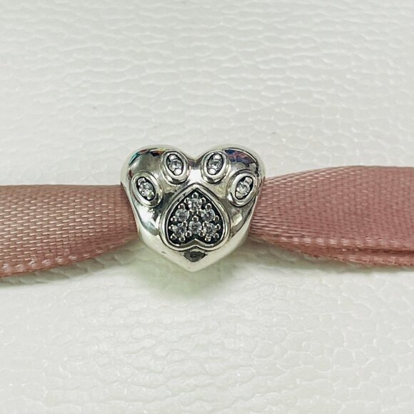 Pandora I Love My Pet Paw Print Heart Charm - Picture 1 of 4
